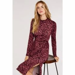 Apricot Burgundy Red Cosy Tapestry Side Split Dress -Apricot Shop unnamed file 1179