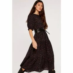 Apricot Blue Graphic Animal Tiered Midi Dress -Apricot Shop unnamed file 1396