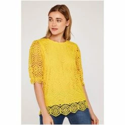 Apricot Cream Geometric Lace Top -Apricot Shop unnamed file 1476