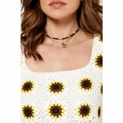 Apricot White Sunflower Crochet Top -Apricot Shop unnamed file 1491