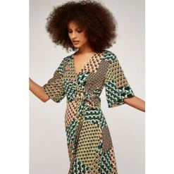 Apricot Brown & Green Geometric Patchwork Cocoon V Neck Dress -Apricot Shop unnamed file 660